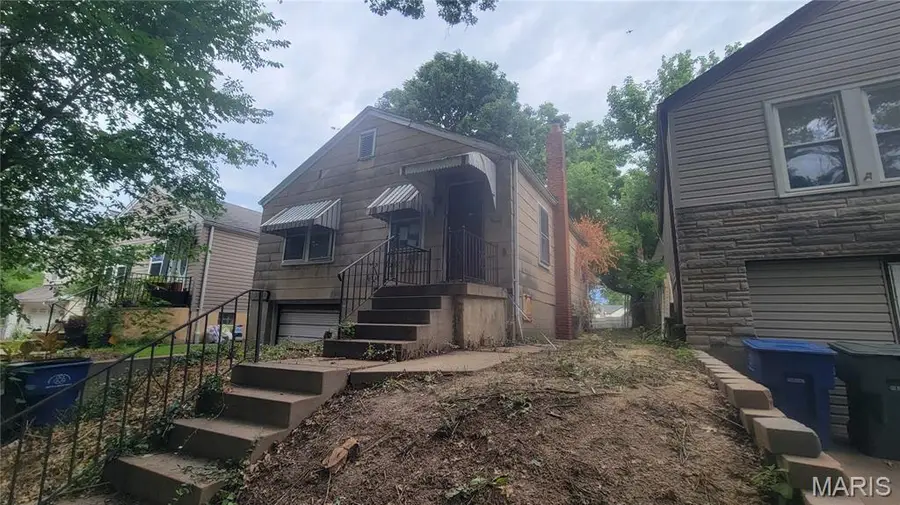 7161 Lindenwood Place, Saint Louis, MO 63109 - #2
