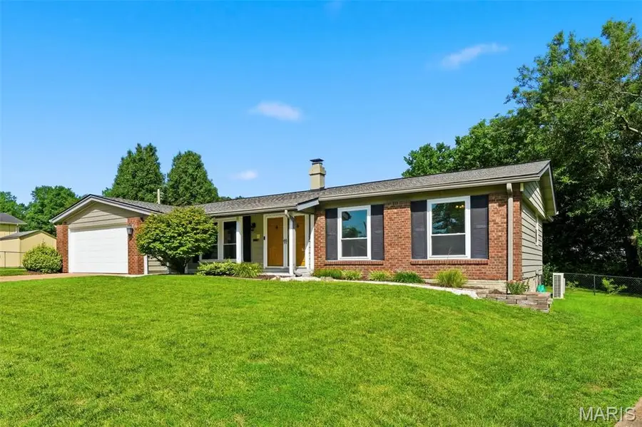 4970 Fernhill Drive, Saint Louis, MO 63128 - #2