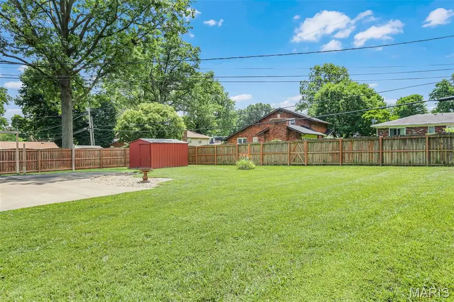 614 Yale Avenue, Edwardsville, IL 62025 - #2