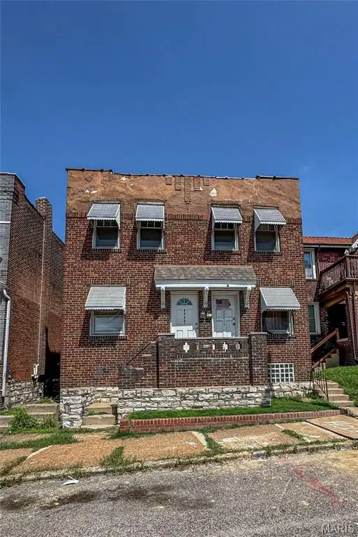 3221 Gravois Ave, Saint Louis, MO 63118 - #1