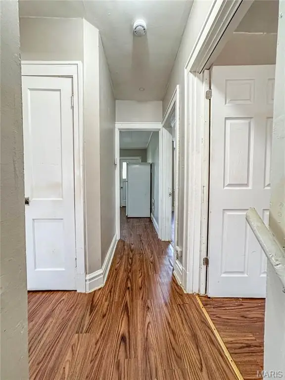 3221 Gravois Ave, Saint Louis, MO 63118 - #3