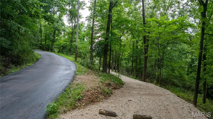 700 Old Kiefer Creek Road, Ballwin, MO 63021 - #2