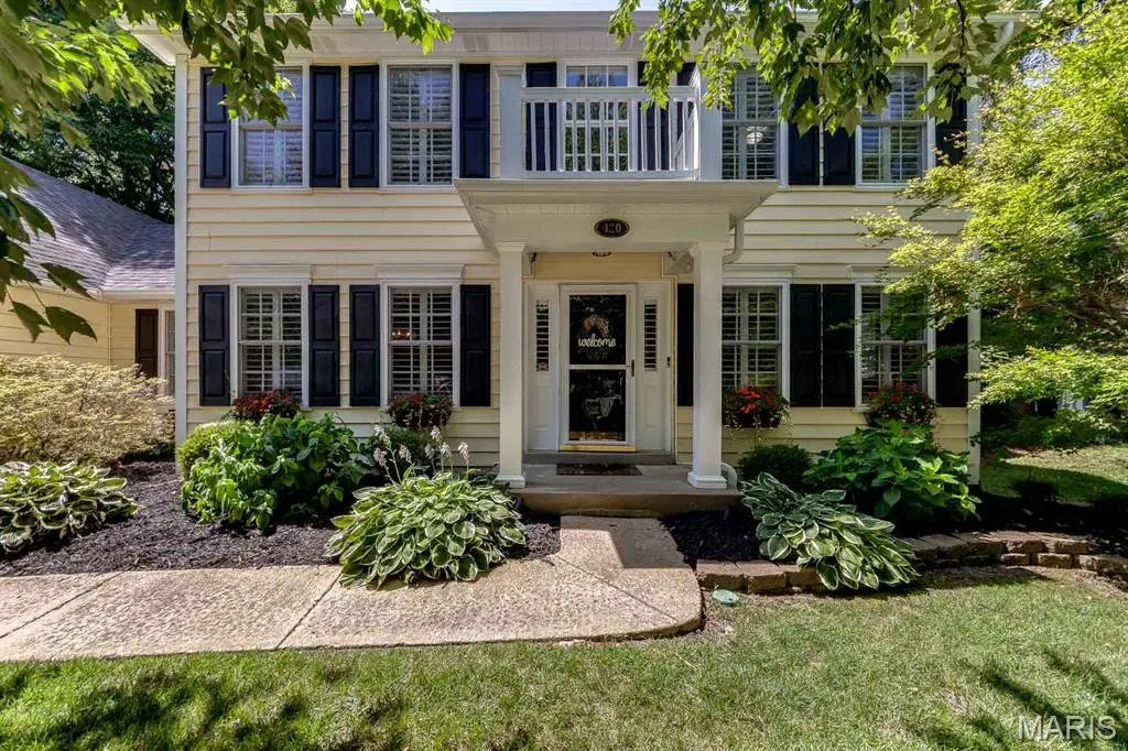 420 Woodview Manor Lane, Kirkwood, MO 63122 - #1
