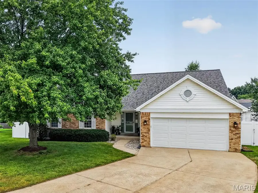 8 Lewis Court, Saint Peters, MO 63376 - #2