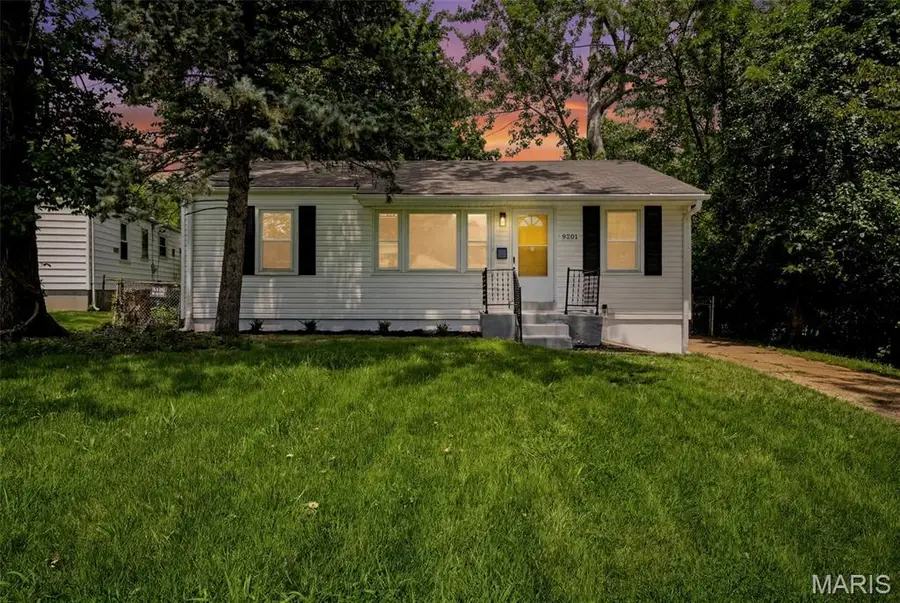 9201 Guthrie Avenue, Woodson Terrace, MO 63134 - #2