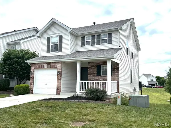 155 Roxbury Drive, O'Fallon, MO 63366
