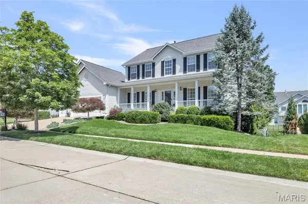 731 Castle Pines Drive, Ballwin, MO 63021
