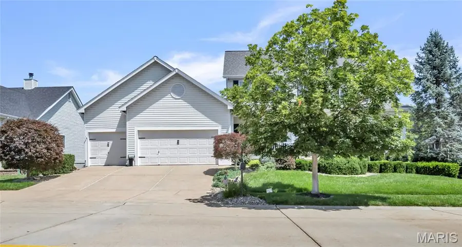 731 Castle Pines Drive, Ballwin, MO 63021 - #2