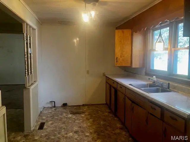 208 E Fordyce Avenue, Bernie, MO 63822 - #3
