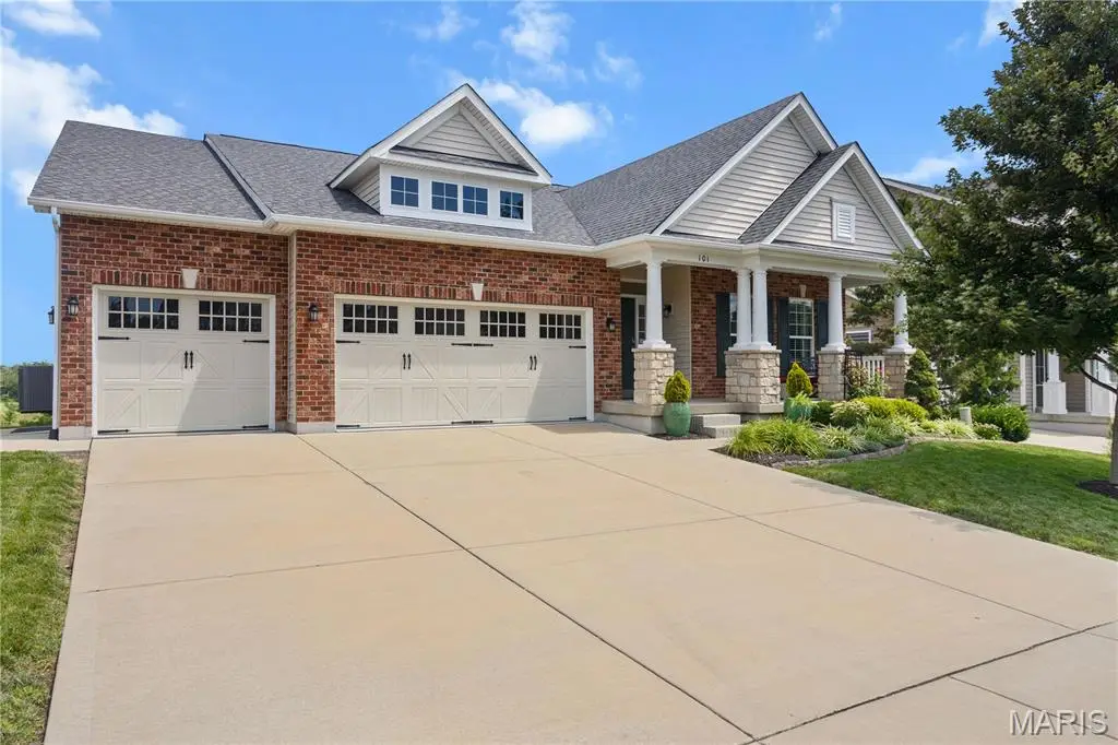 101 Countryshire Drive, Lake Saint Louis, MO 63367 - #1