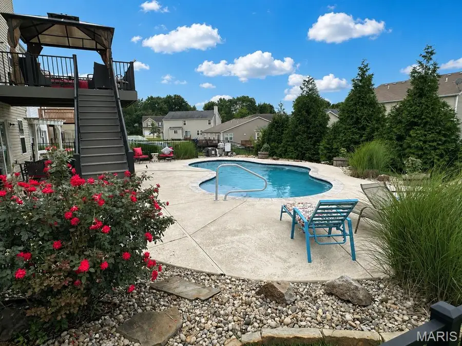 86 Fountainview Drive, Saint Charles, MO 63303 - #2