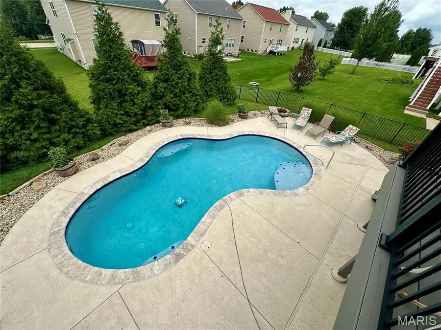 86 Fountainview Drive, Saint Charles, MO 63303 - #3