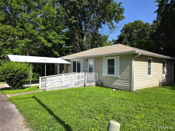 305 Sunset Drive, Fulton, MO 65251