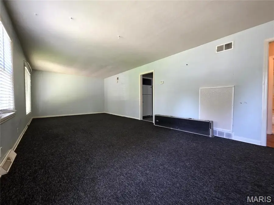 305 Sunset Drive, Fulton, MO 65251 - #2