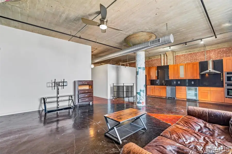 1511 Locust Street #610, Saint Louis, MO 63103 - #3