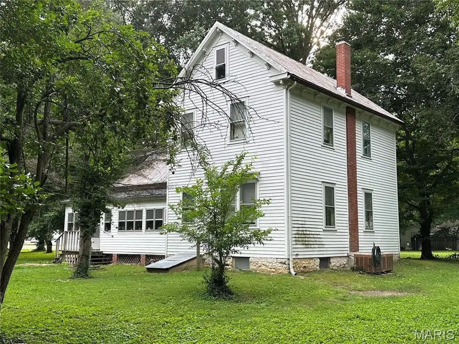 509 Chestnut Street, Evansville, IL 62242 - #2