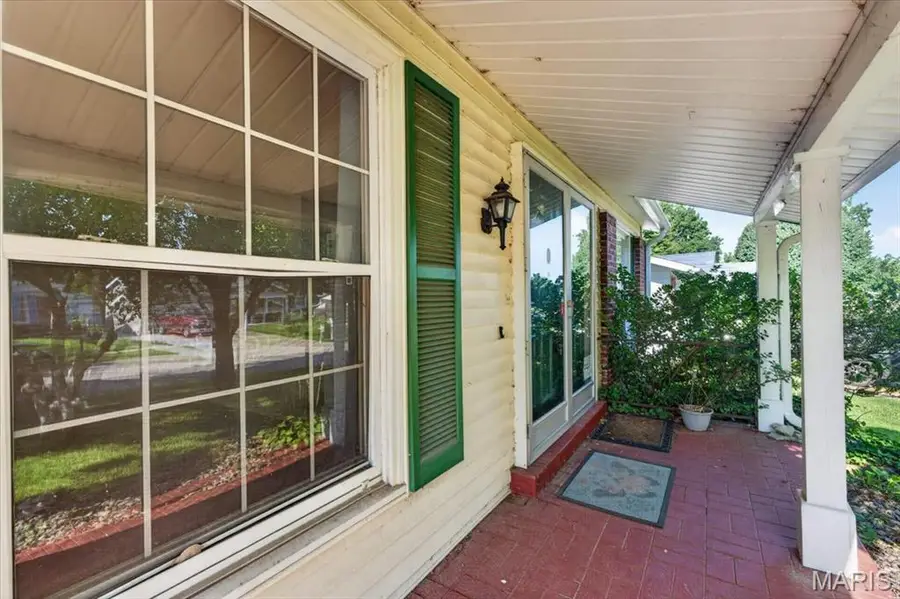 3041 Wintergreen Drive, Florissant, MO 63033 - #2