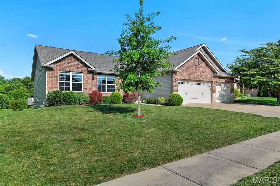 1913 Crimson Oak Drive, Maryville, IL 62062 - #2