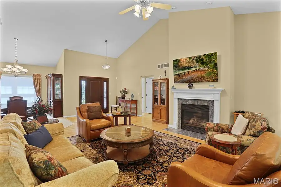 21 Foxmoor Drive, Maryville, IL 62062 - #3
