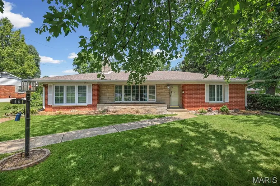 101 Clearview Drive, Belleville, IL 62223 - #2