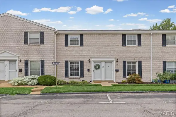 4085 Paule Avenue, St Louis, MO 63125