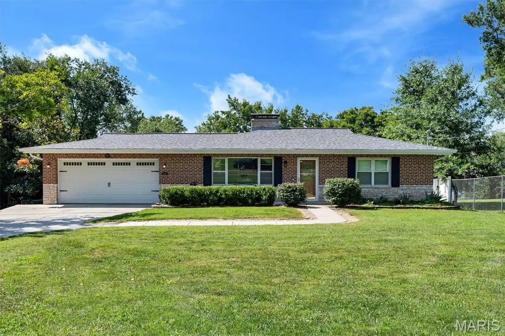 2948 Yaeger Road, Saint Louis, MO 63129 - #1
