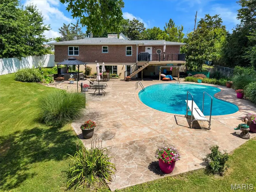 2948 Yaeger Road, Saint Louis, MO 63129 - #2