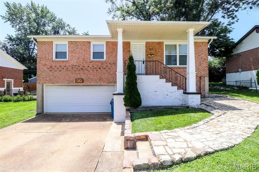 9110 Radiom Drive, Saint Louis, MO 63123 - #1