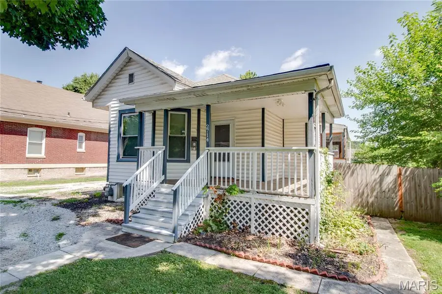 2714 Brown Street, Alton, IL 62002 - #3