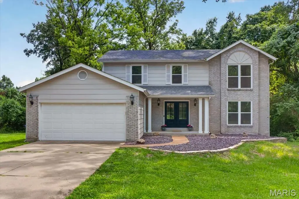 11330 Elzey Street, Creve Coeur, MO 63141 - #1