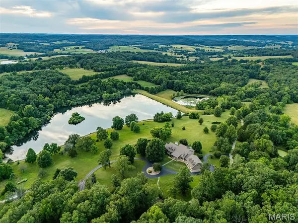 2393 Highway Z, Hermann, MO 65041