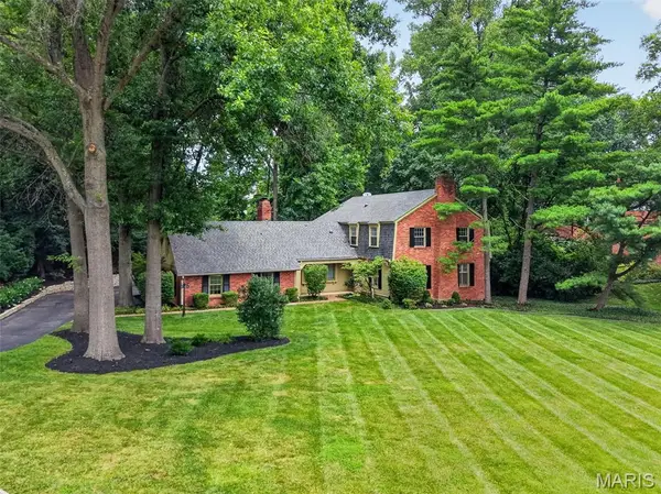 14 Dunleith Drive, St Louis, MO 63124
