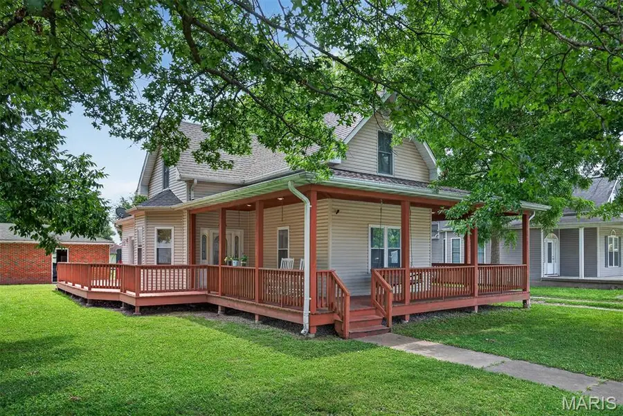 310 E Main Street, Alhambra, IL 62001 - #2