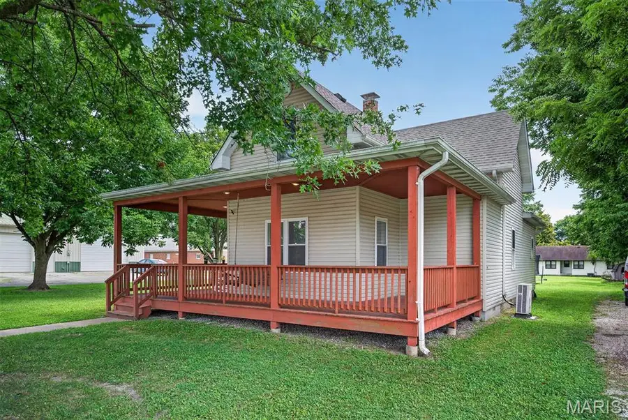 310 E Main Street, Alhambra, IL 62001 - #3