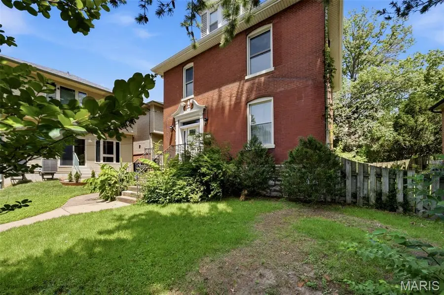 2010 Forest Avenue, Saint Louis, MO 63139 - #2