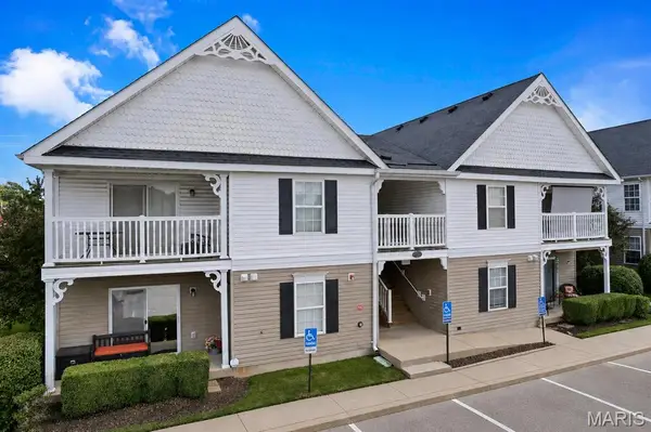 100 Brandy Mill Circle #1F, High Ridge, MO 63049