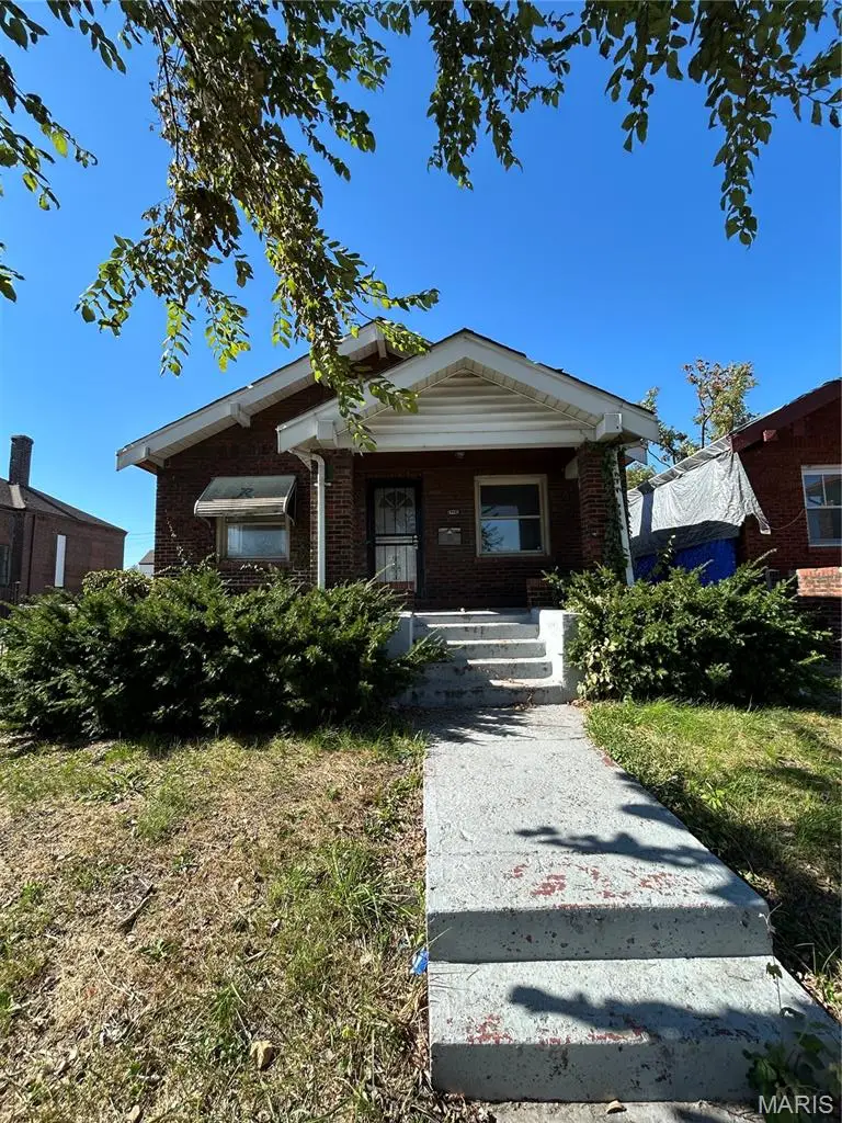 4213 N Newstead Avenue, Saint Louis, MO 63115 - #1
