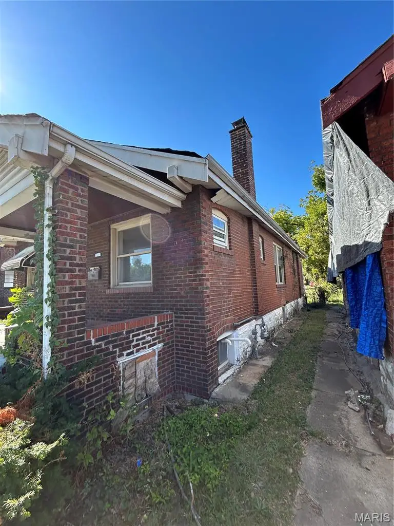 4213 N Newstead Avenue, Saint Louis, MO 63115 - #3