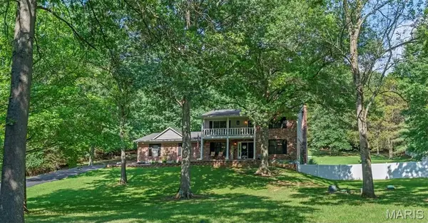 2710 Wild Valley Drive, High Ridge, MO 63049