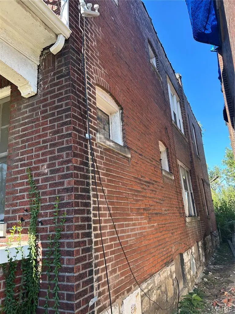 4719 Leduc Street, Saint Louis, MO 63113 - #2