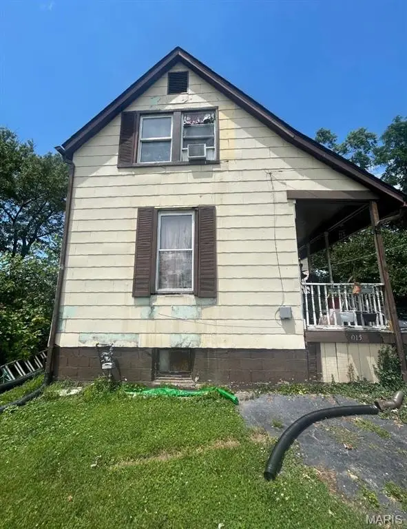 3015 Endicott Avenue, Saint Louis, MO 63114 - #1