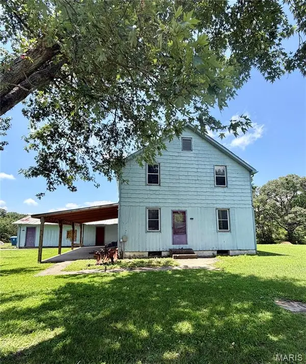 407 S Mulberry Street, Highland, IL 62249