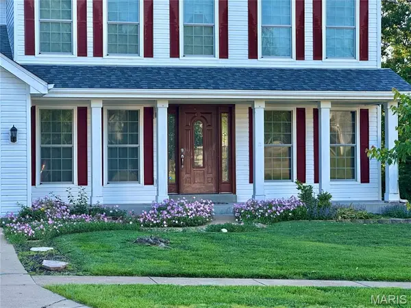 812 Silver Lake View Drive, Pacific, MO 63069