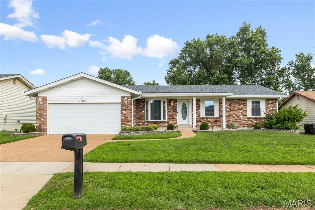 2303 Broken Horse Lane, Saint Louis, MO 63129 - #1