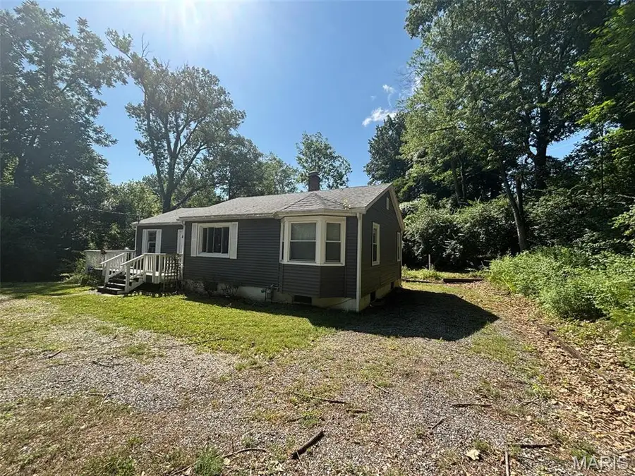 912 S 11th Street, Belleville, IL 62226 - #3