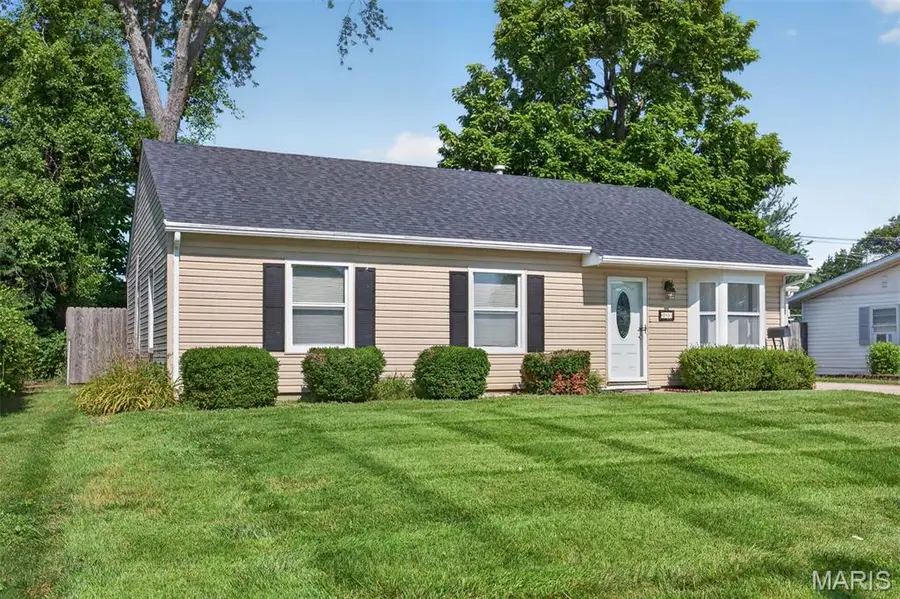 205 Wellesley Drive, Ofallon, IL 62269 - #2