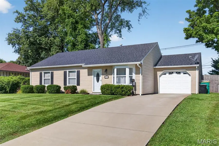 205 Wellesley Drive, Ofallon, IL 62269 - #3