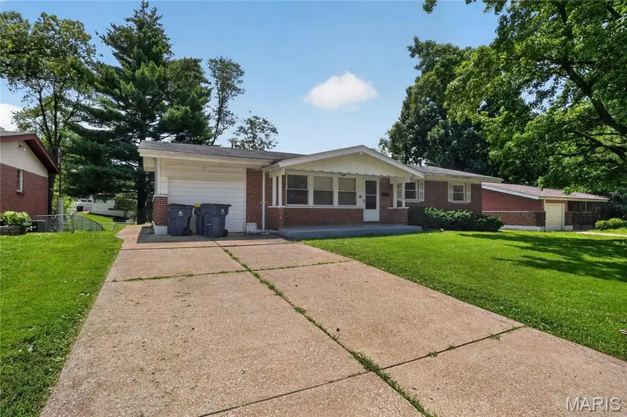 11154 Mammoth Drive, Saint Louis, MO 63136 - #3