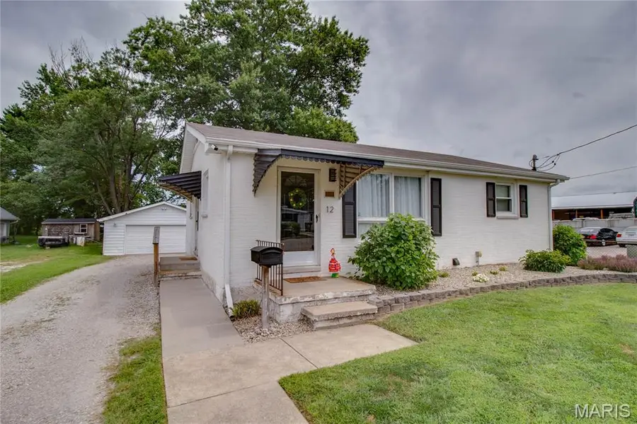 12 E Delmar Avenue, Alton, IL 62002 - #2