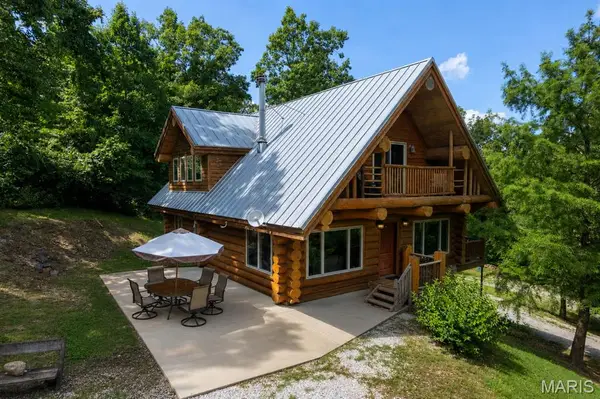 1042 Lakeview Drive, Perryville, MO 63775